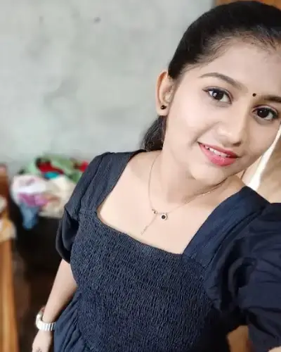 Raina Escorts